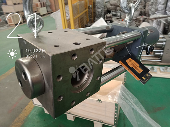 擠出機換網(wǎng)器